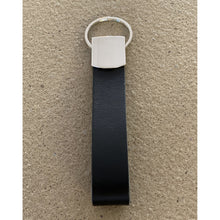 Load image into Gallery viewer, BLCK / CDR. Leather Keyhanger Black
