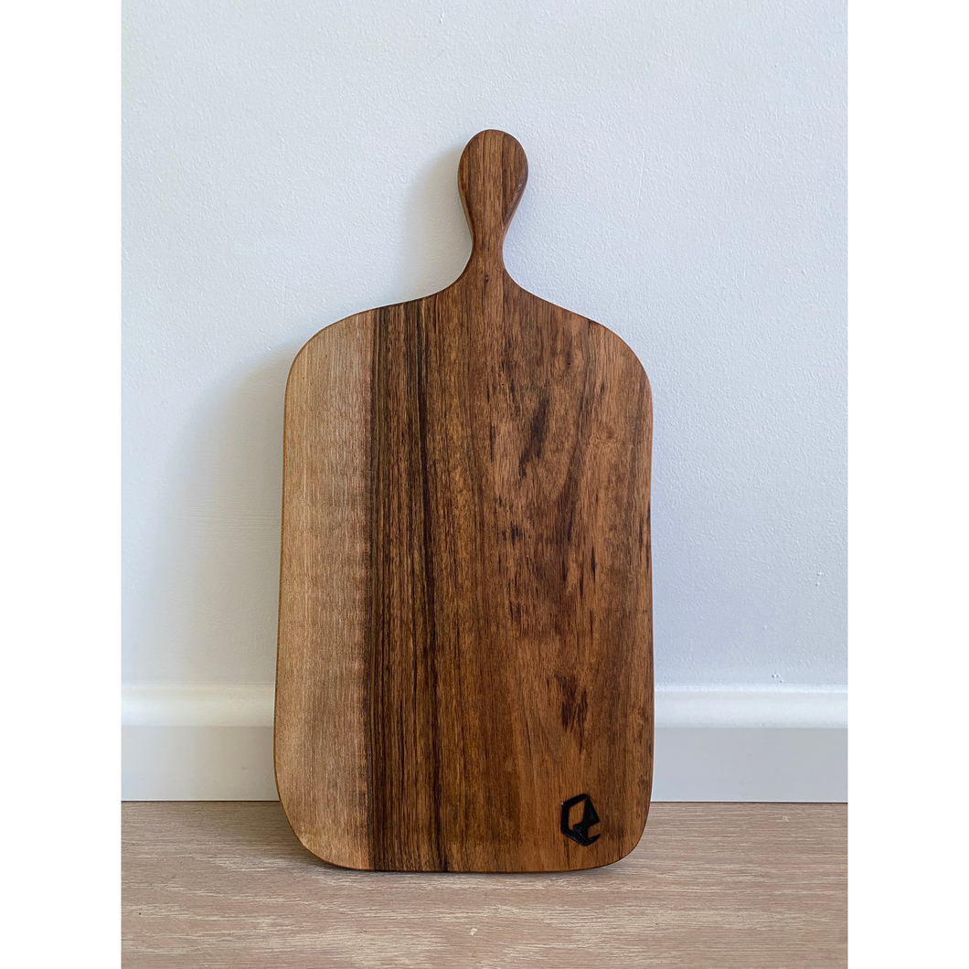 Wooden serving board medium - Petit Patsy