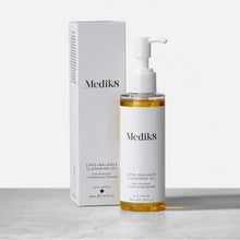 Load image into Gallery viewer, Medik8 Lipid Balance Cleansing Oil
