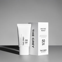 Laad afbeelding in Galerij-viewer, The Grey Daily Face Protect SPF 50
